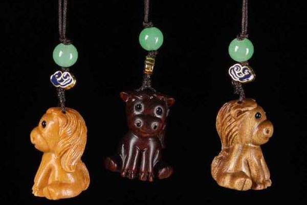 2025年属马女性开运饰物指南招财转运必备推荐 2025年属马女性开运饰物指南招财转运必备推荐