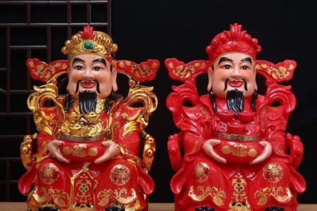 财神爷摆放在家里什么位置最好 光线明亮有依靠