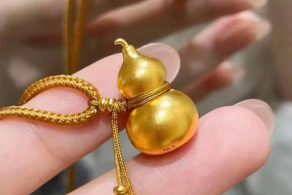 女性可以佩戴风水葫芦吗有什么寓意 女性可以佩戴风水葫芦吗有什么寓意