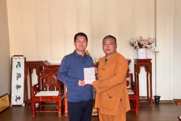 邳州艾山铁佛寺师傅算命