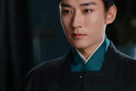 倒八字眉,眉毛上扬将军眉