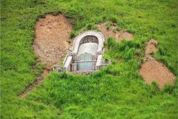 墓地虽小风水讲究多,后辈旺财 墓地虽小风水讲究多,后辈旺财