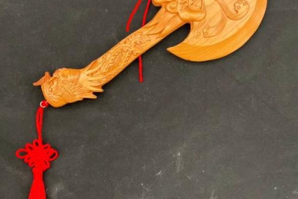 斧头风水作用及忌讳桃木斧子放在家里哪好 斧头风水作用及忌讳桃木斧子放在家里哪好