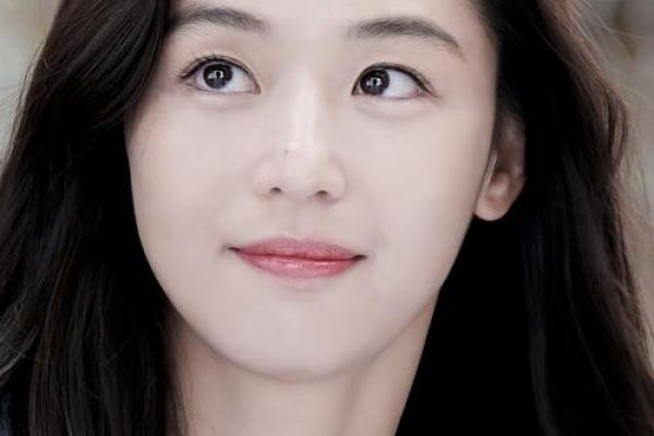 韩国算命预测全智贤