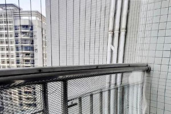 阳台对着路口的房子风水