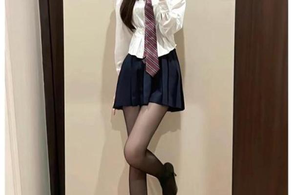 12星座都适合穿什么颜色的丝袜 12星座都适合穿什么颜色的丝袜