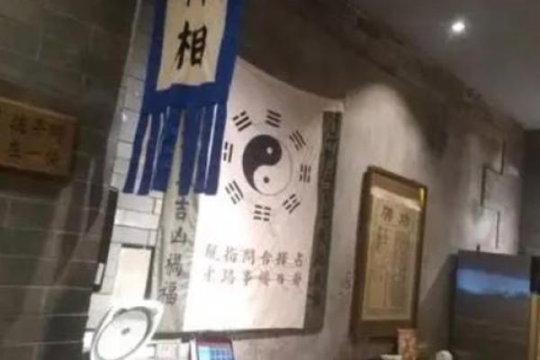 爆笑经典算命糗事冷笑话,找一个路边摆摊的算命老者算姻缘,老人看了我暗暗叹了口气说 爆笑经典算命糗事冷笑话,找一个路边摆摊的算命老者算姻缘,老人看了我暗暗叹了口气说