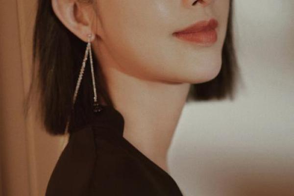 张俪姓名配对指数 张俪的资料？