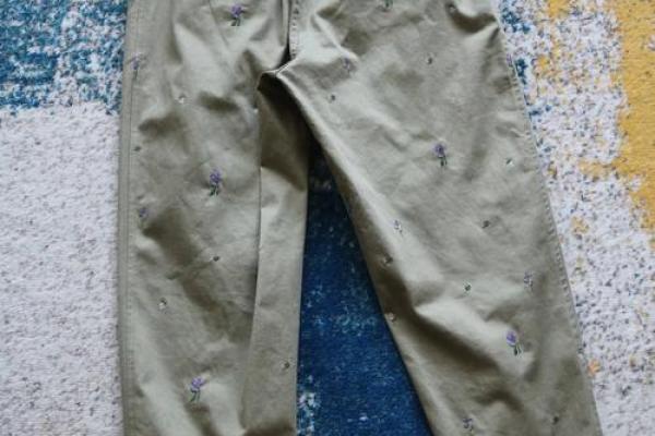 十二星座穿什么裤子最合适