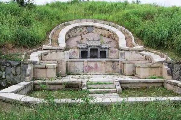 阴宅风水:墓地别出现这些东西 阴宅风水:墓地别出现这些东西