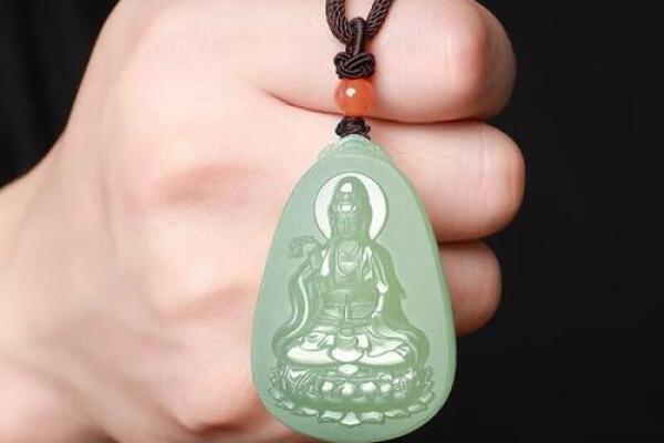 男士佩戴观音有哪些好处和需要忌讳地方呢 男士佩戴观音有哪些好处和需要忌讳地方呢