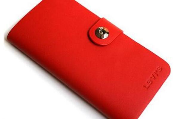 风水解读女人用红色钱包破财吗 风水解读女人用红色钱包破财吗