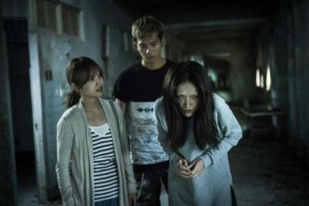 红衣女孩通灵，玄学大师直言："八字纯阴，死难瞑目！"