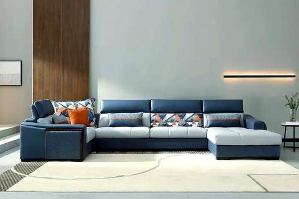 客厅摆沙发朝哪个方位风水较好 客厅摆沙发朝哪个方位风水较好