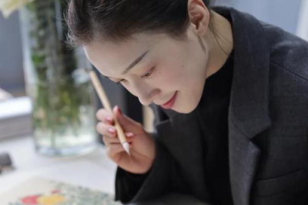 风水大师胡洛瑜个人资料简介