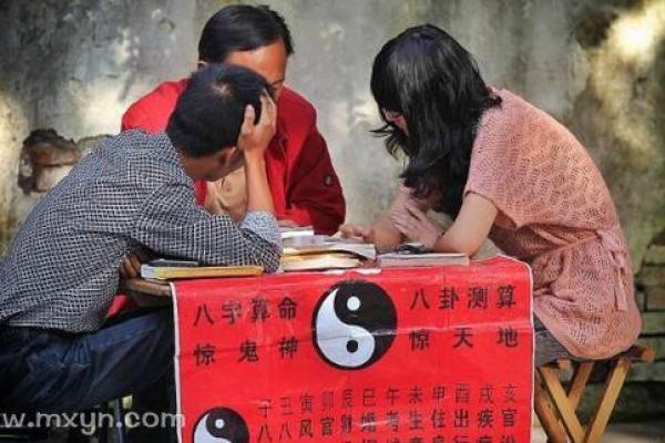 梦见算命师傅说会离婚 梦见算命师傅说会离婚