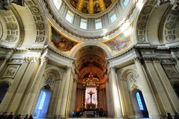 世界名人墓地之拿破仑墓地风水