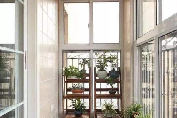 家庭中阳台风水挡煞气用什么好 家庭中阳台风水挡煞气用什么好