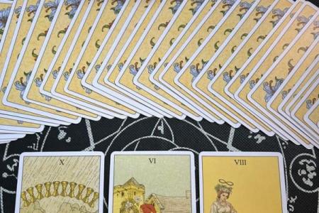 塔罗测试：你的生活幸福工作稳定吗？