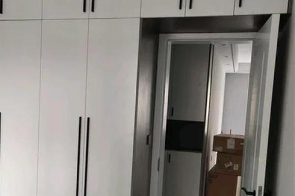 门口有吊柜风水