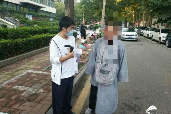 乌鲁木齐市民注意啦！让你抽签算命 这类“和尚”是假的