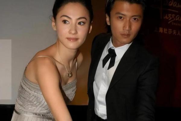 张柏芝谢霆锋算命