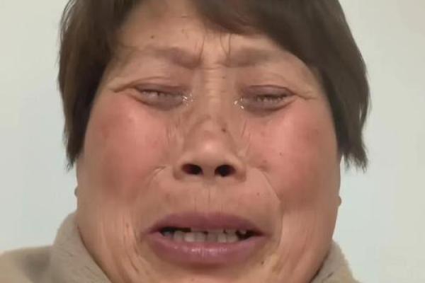 你见过哪些八字很硬的人？据说我妈已经是这老太太送走的第六个了