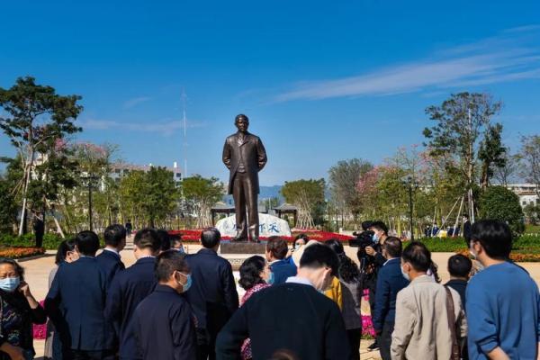 名人八字分析之十三——孙中山