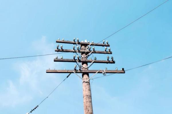 房子西边电线杆风水 房子西边电线杆风水