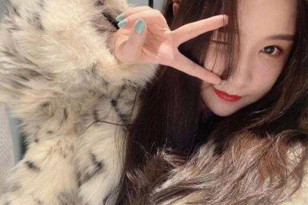 网红雪梨朱宸慧八字