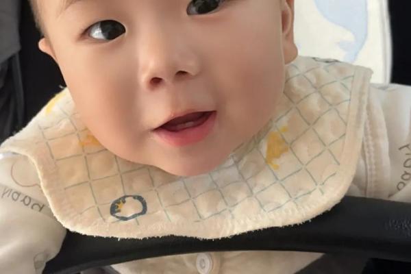 宝宝八字大 宝宝八字大