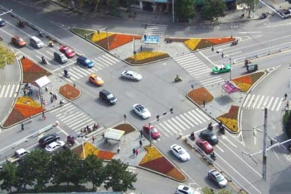 为什么到十字路口扔钱有什么风水效果