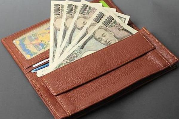 风水探讨白色钱包招财还是破财