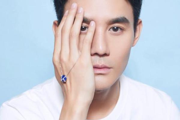 王凯八字红多久，命运多神奇，命理算命师阐述王凯财运及婚姻！