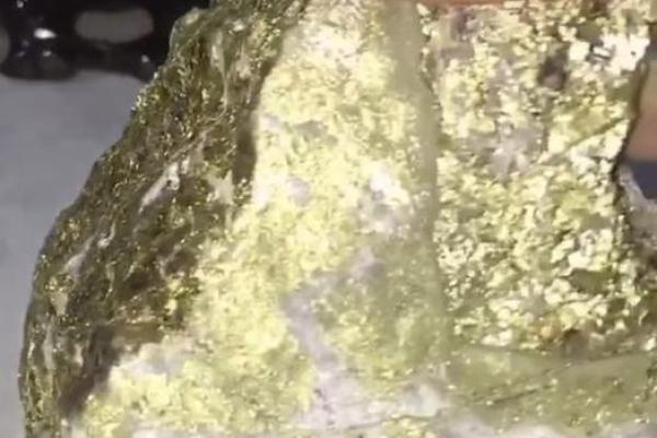 八字金重长痘,八字金旺的人 八字金重长痘,八字金旺的人