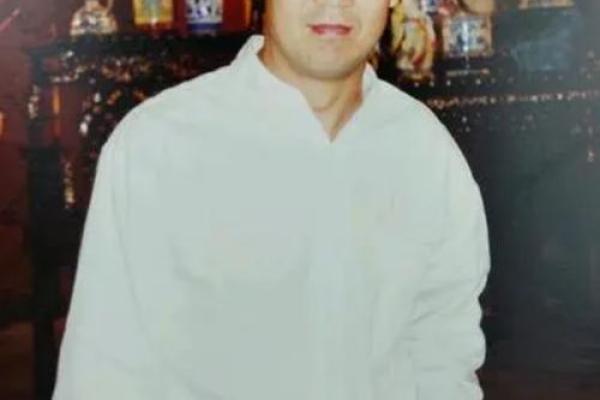 张国立八字详解及演艺经历回顾 张国立八字详解及演艺经历回顾