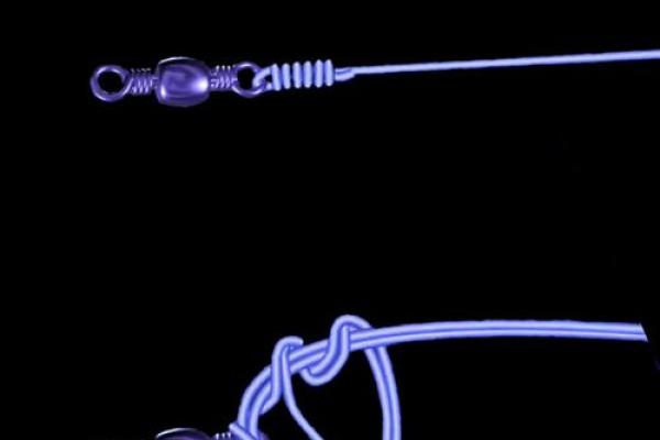 八字还绑鱼钩 八字还绑鱼钩