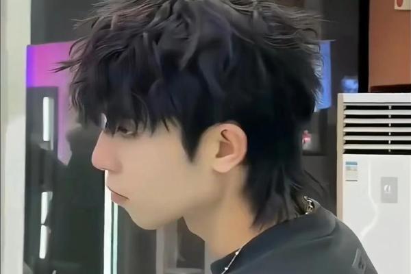 缘分测试男生发型长发烫发 男生发型测试在线？